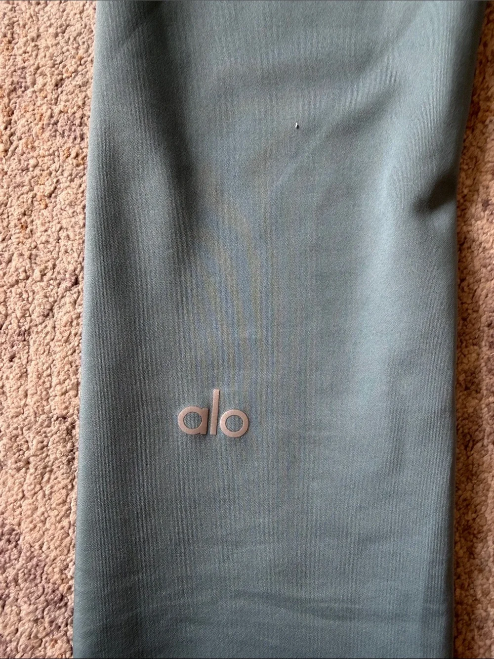 ALO Yoga High-Rise Leggings in Sage